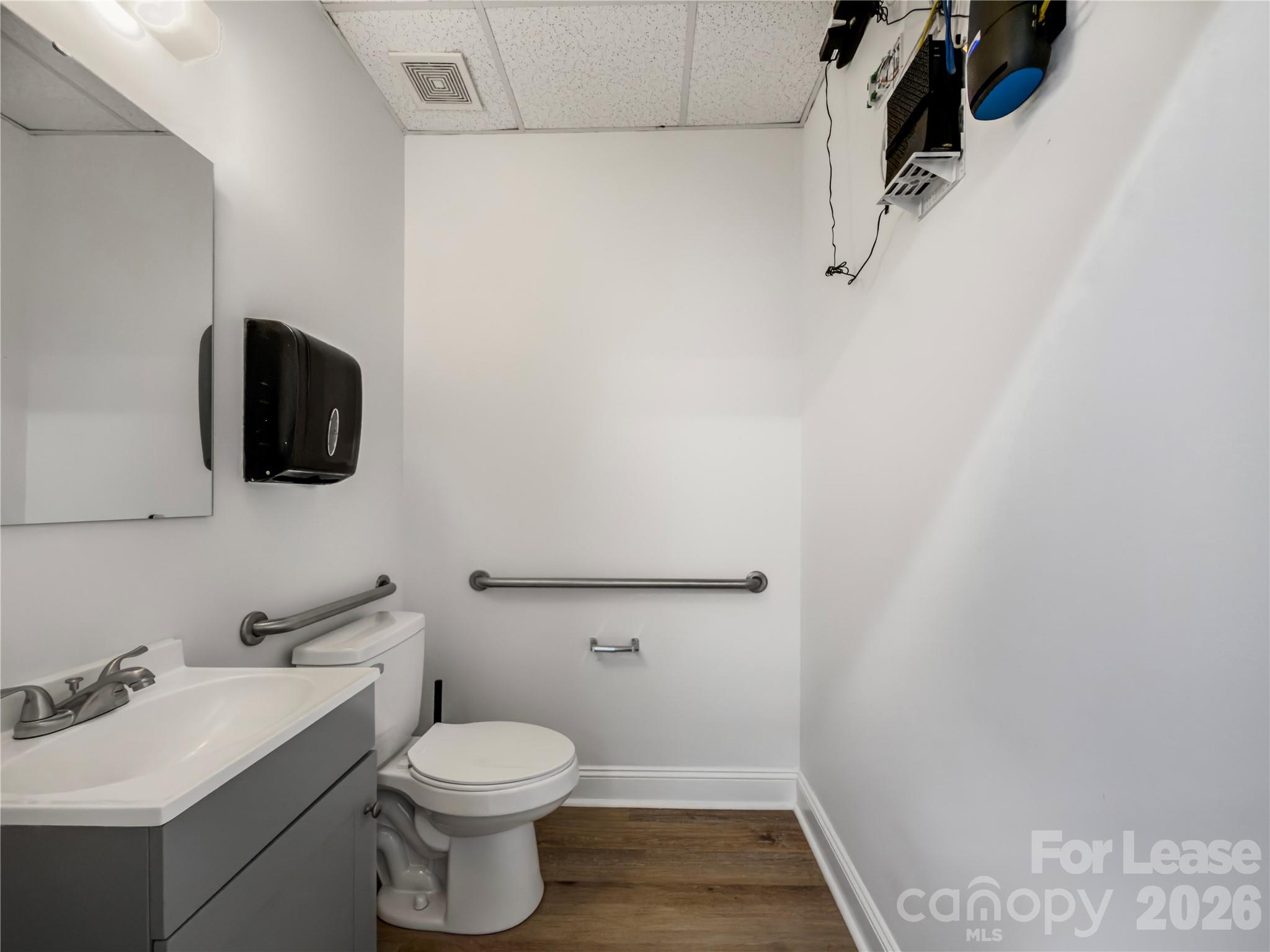 220 Westinghouse Boulevard 403 Property Photo 9