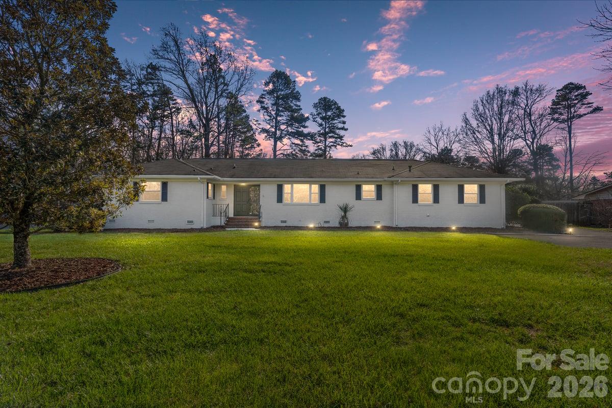 6700 Terry Drive Property Photo