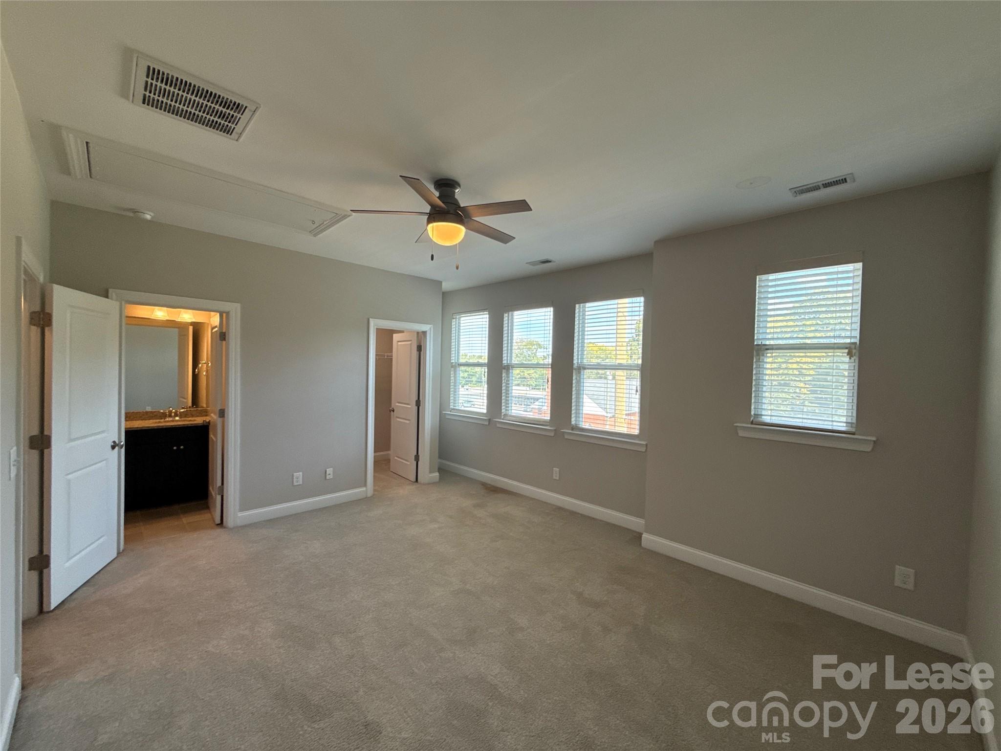 2609 Statesville Avenue Property Photo 12