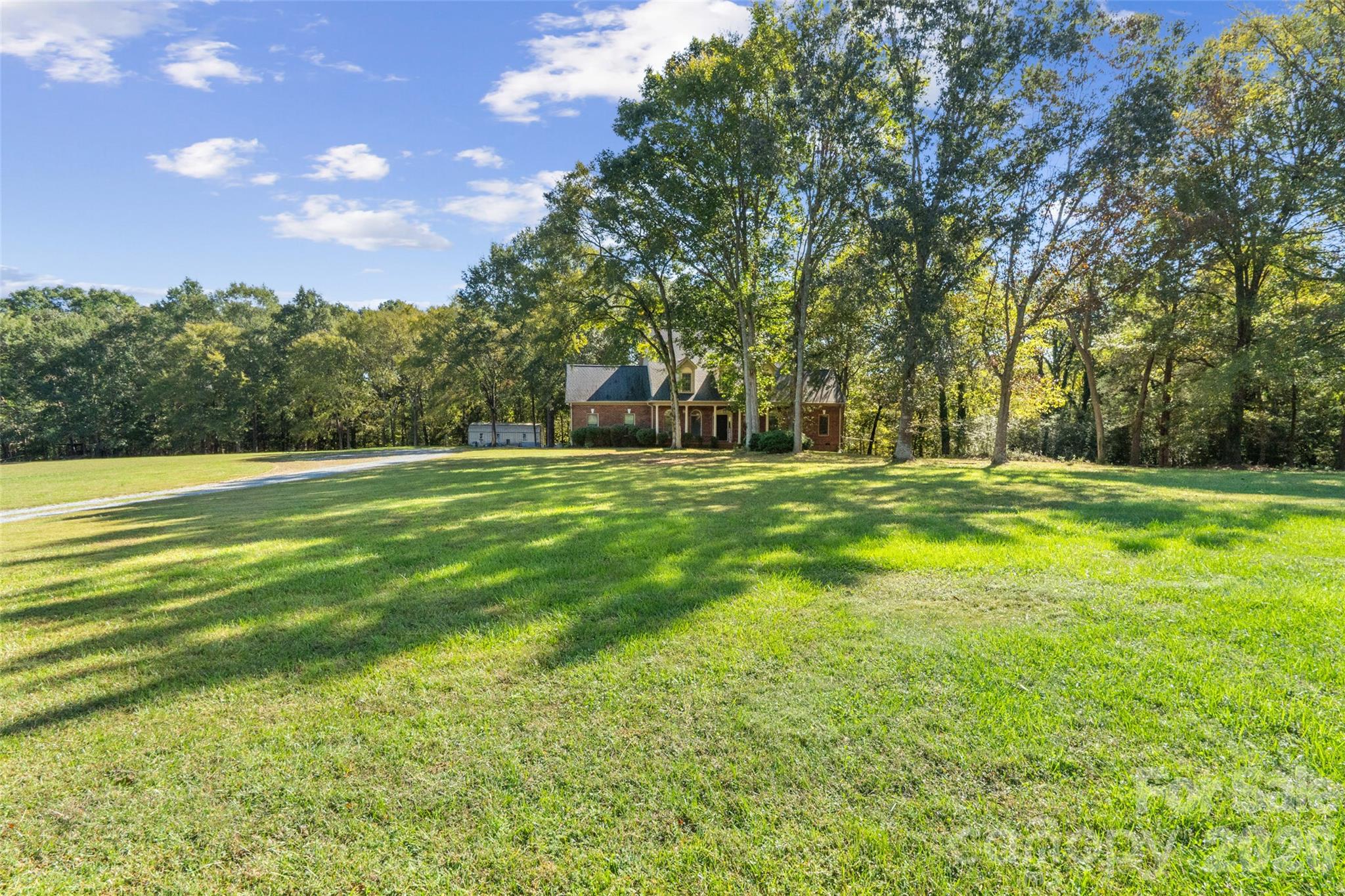 6010 River Run Drive Property Photo 1