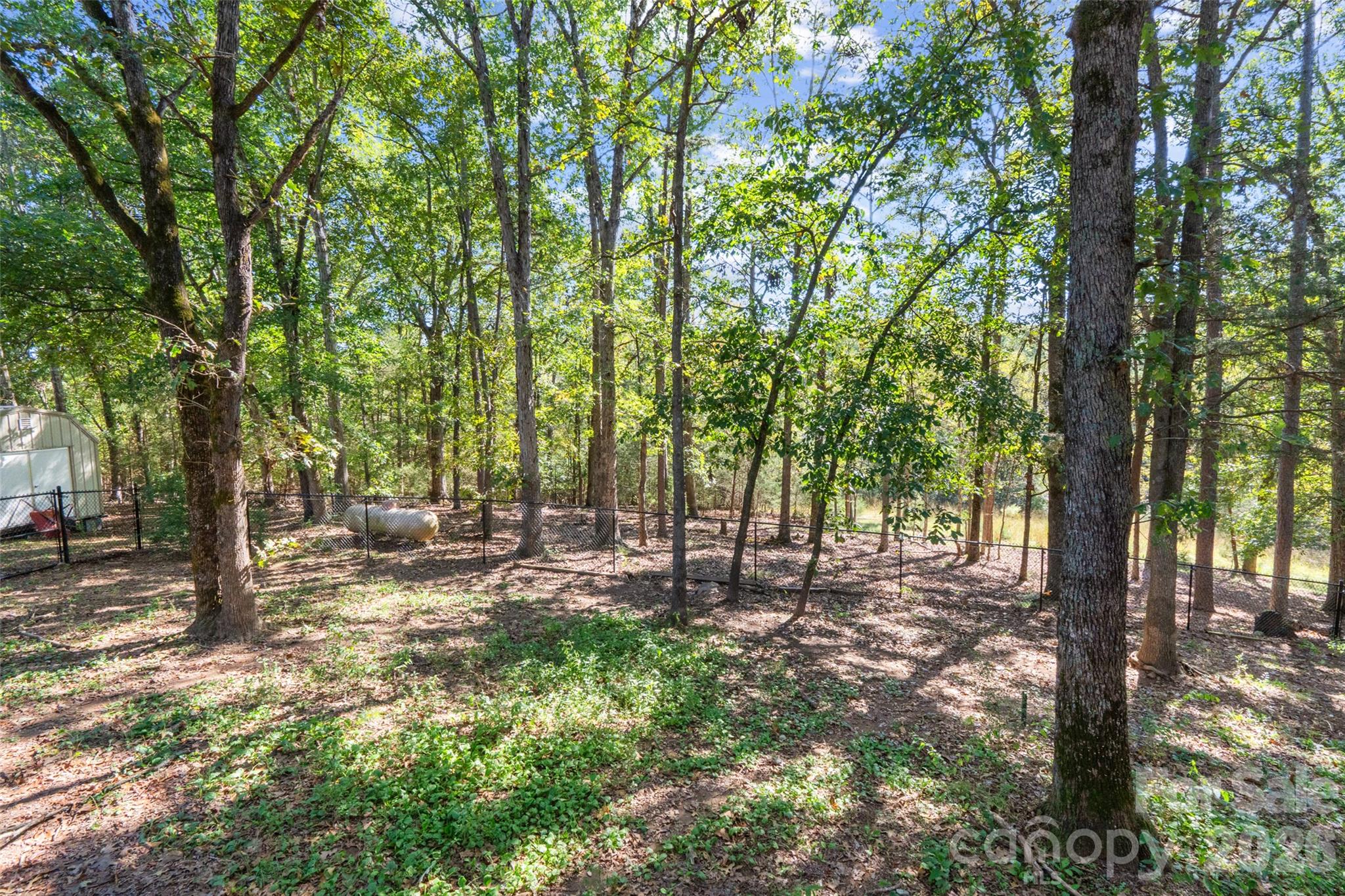6010 River Run Drive Property Photo 41