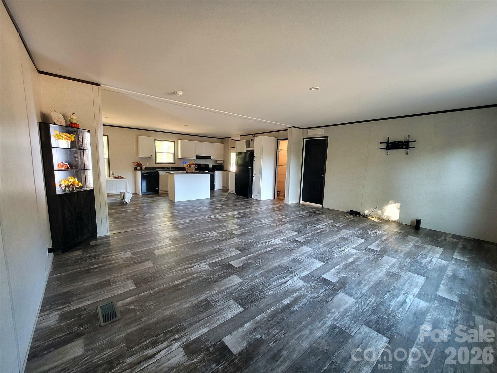 222 Gravel Hill Court Property Photo 2