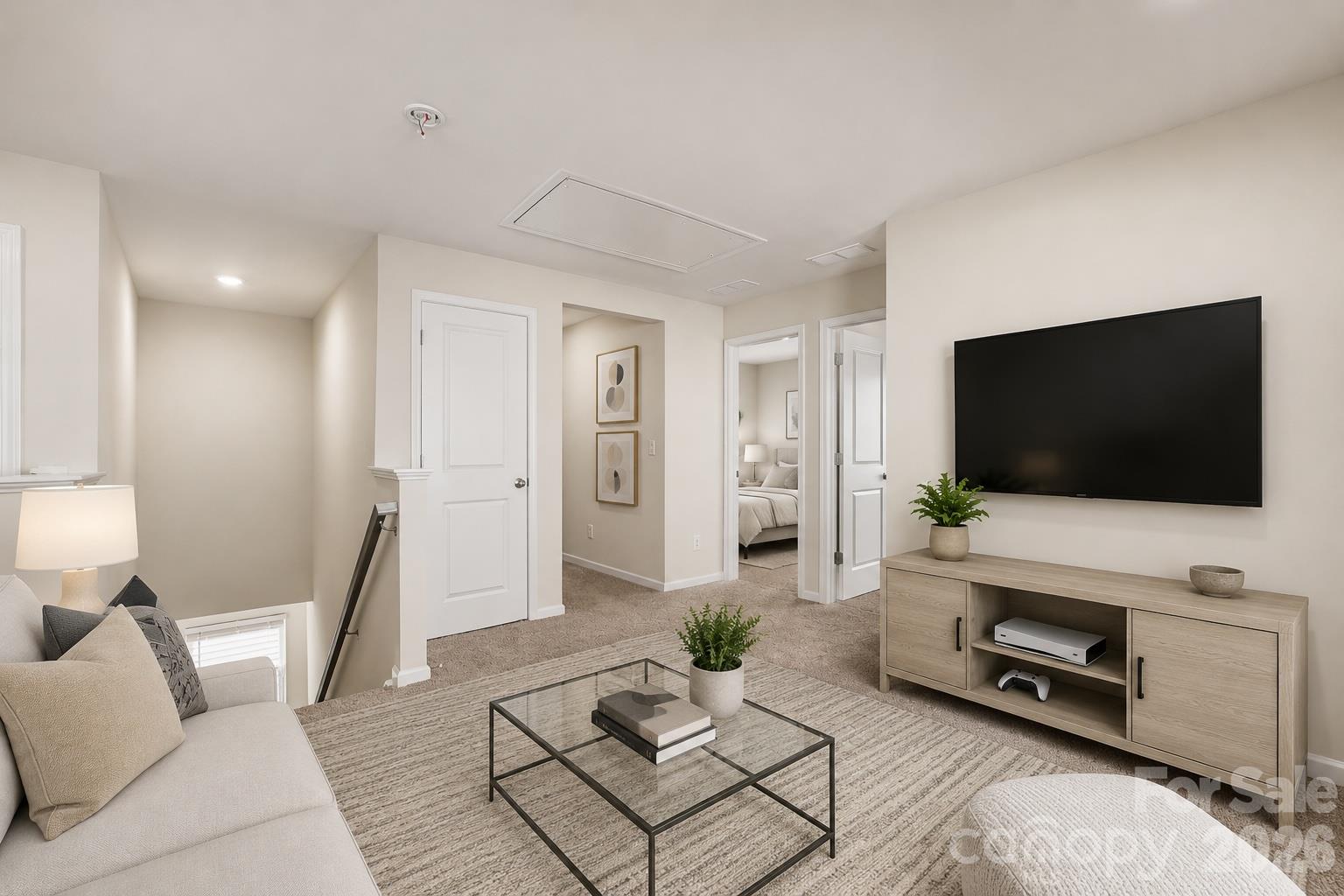 1160 Harland Street Property Photo 8