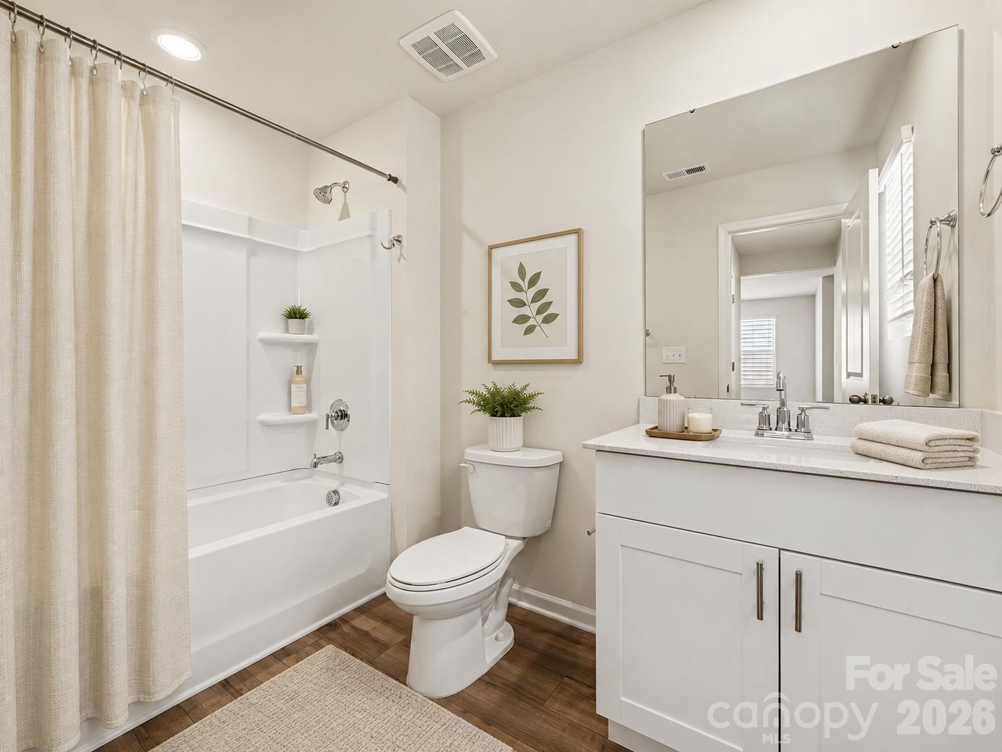 1160 Harland Street Property Photo 14
