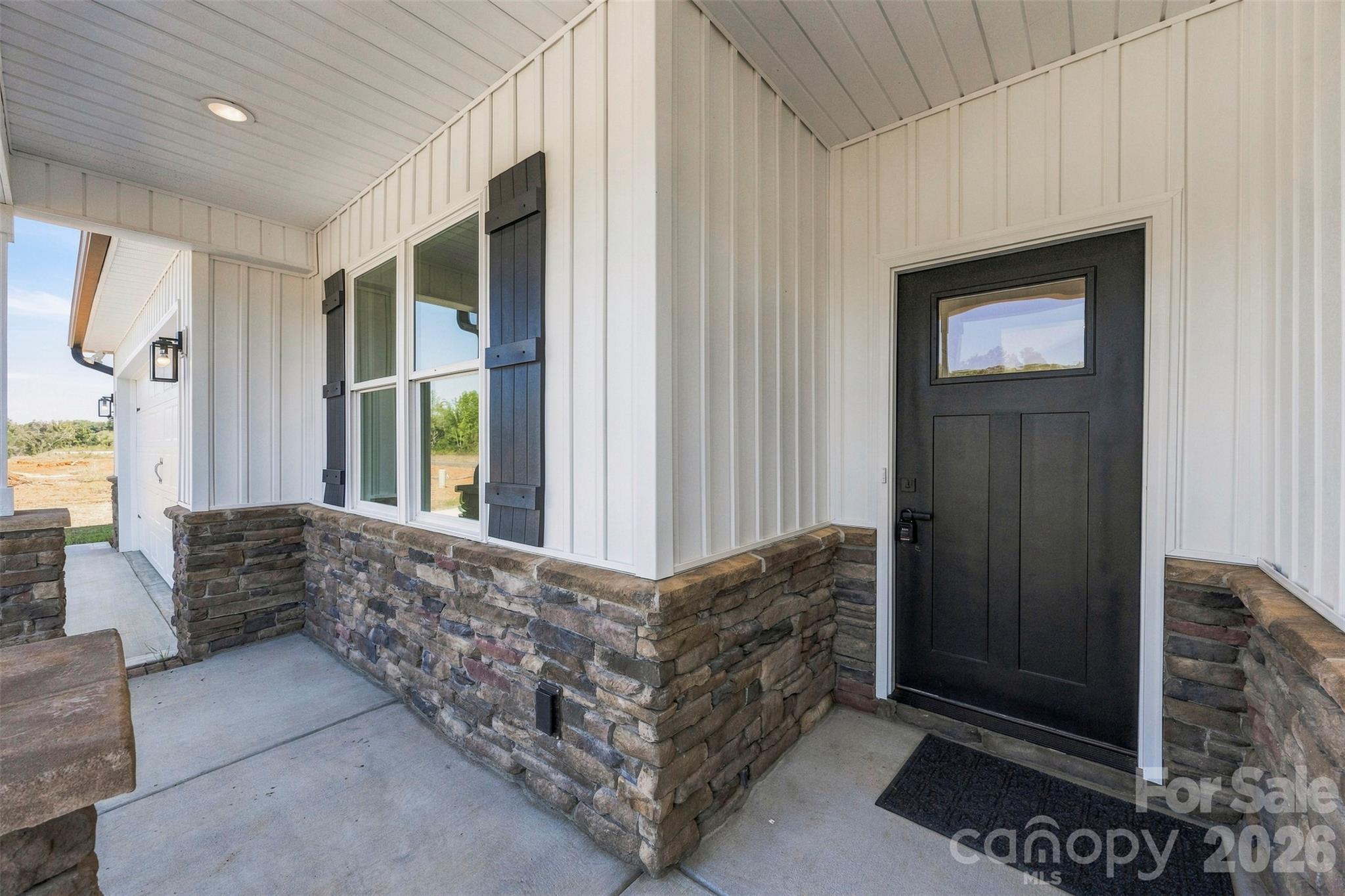 142 Brat Way Property Photo 4