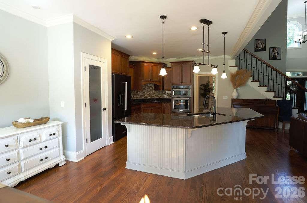 107 Sunset Bay Drive Property Photo 3