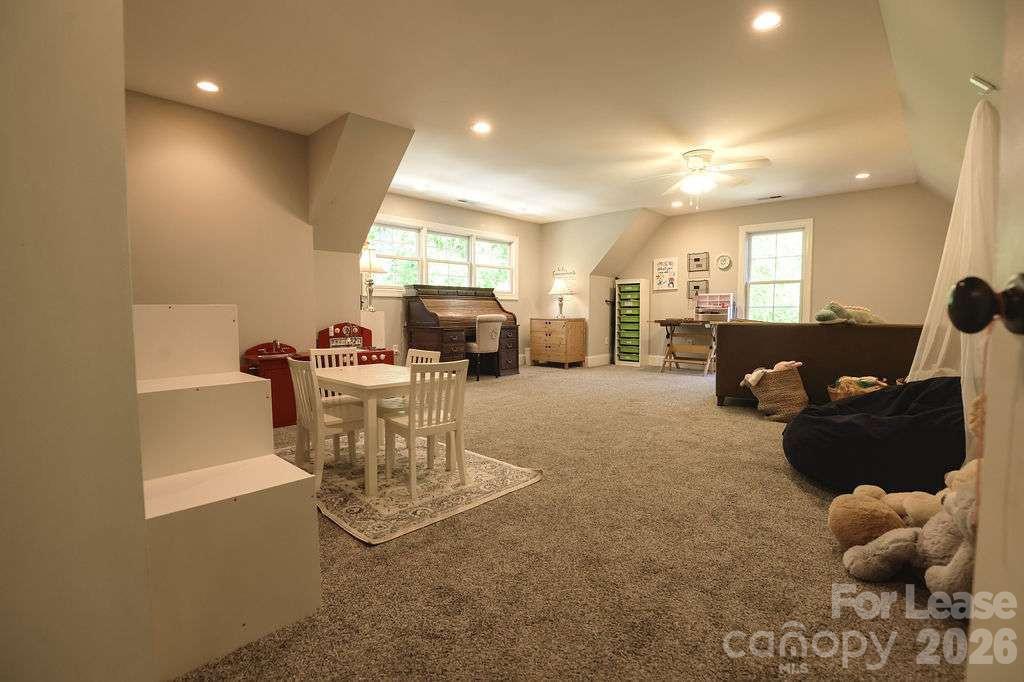 107 Sunset Bay Drive Property Photo 15