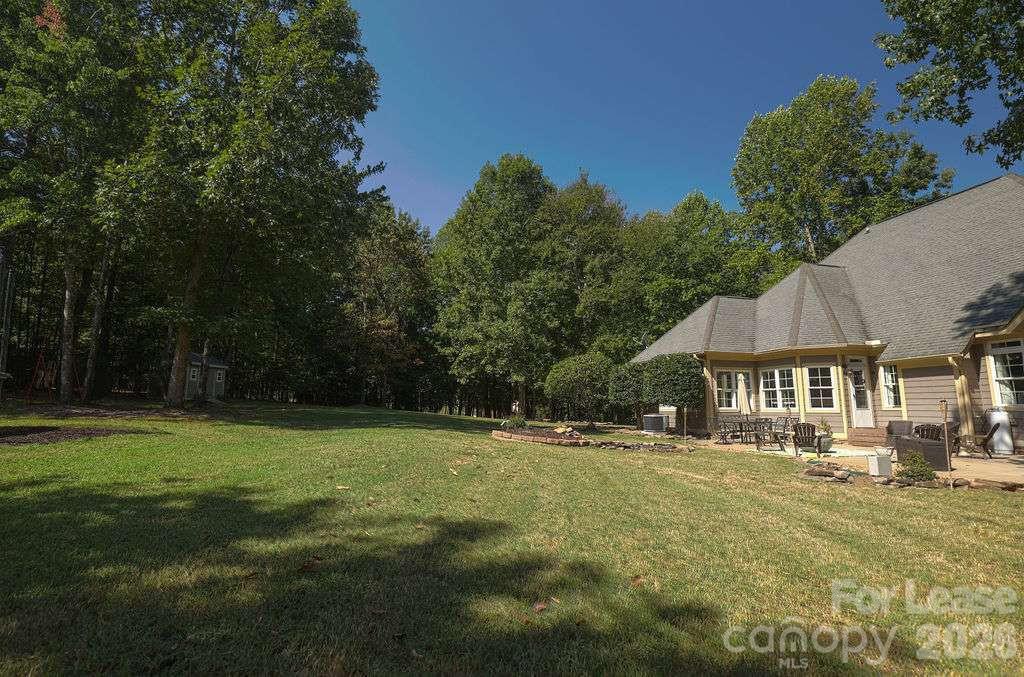 107 Sunset Bay Drive Property Photo 17