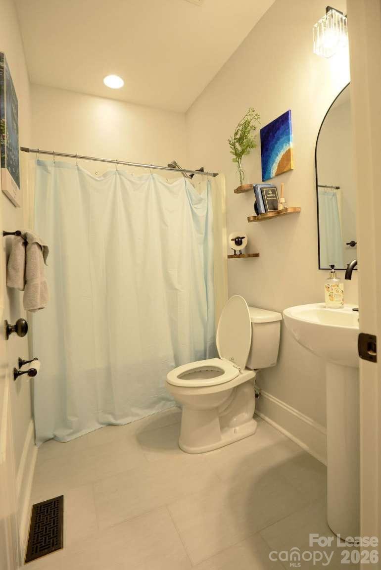 107 Sunset Bay Drive Property Photo 23