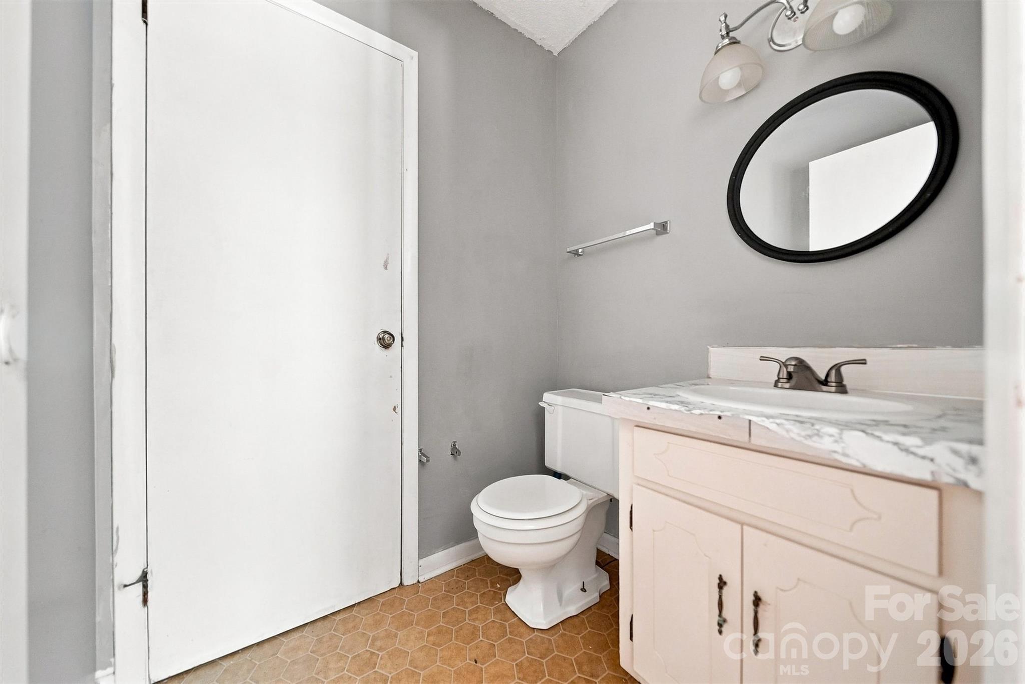 402 S Ashe Avenue Property Photo 33
