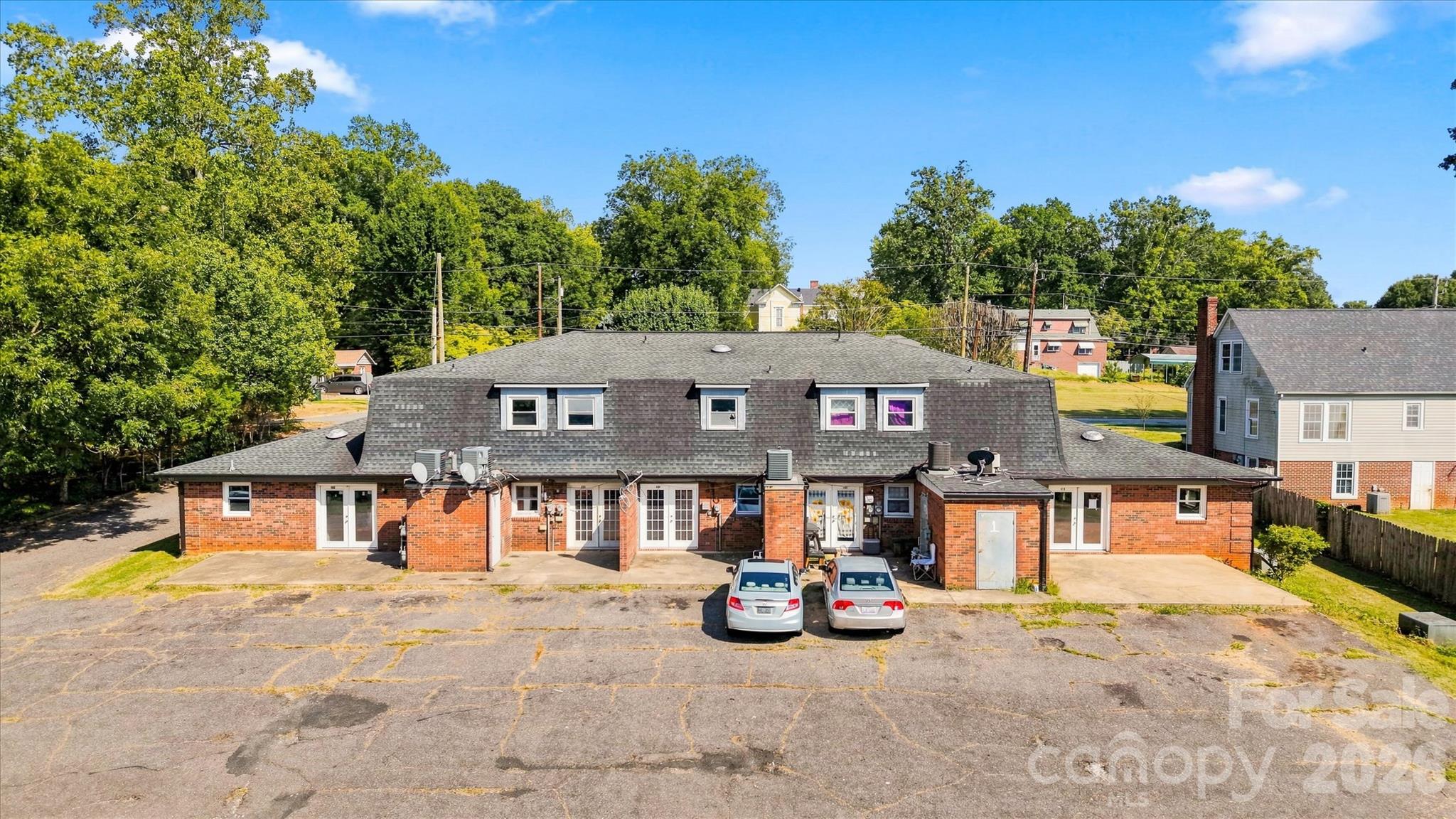 402 S Ashe Avenue Property Photo 43
