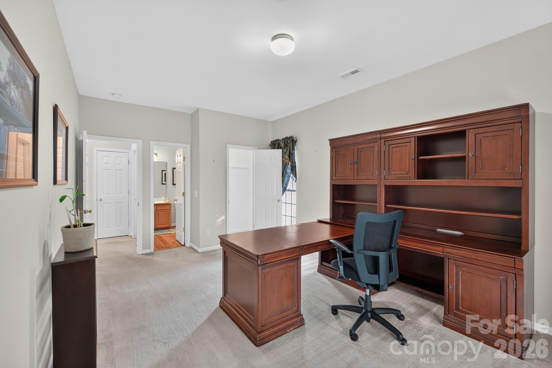 2502 Sandy Ridge Lane Property Photo 18