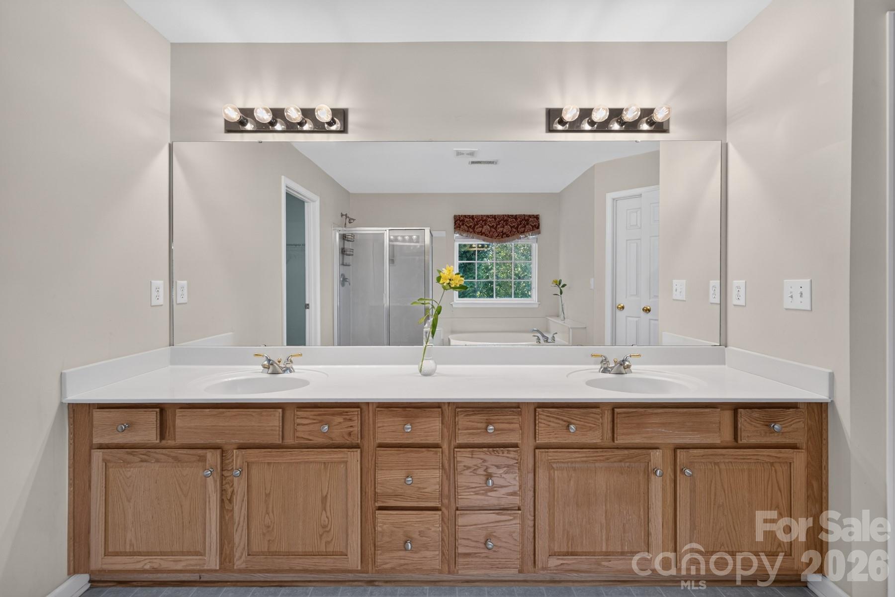 2502 Sandy Ridge Lane Property Photo 22