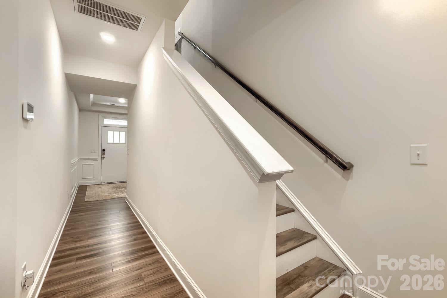 10315 Glenmere Creek Circle Property Photo 3