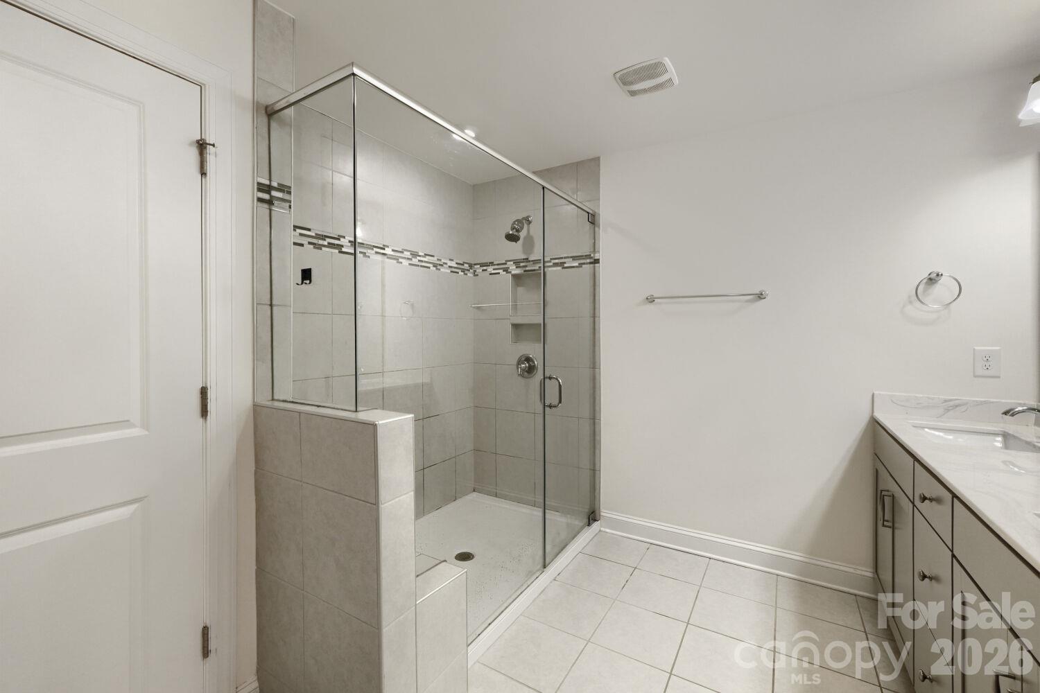 10315 Glenmere Creek Circle Property Photo 23