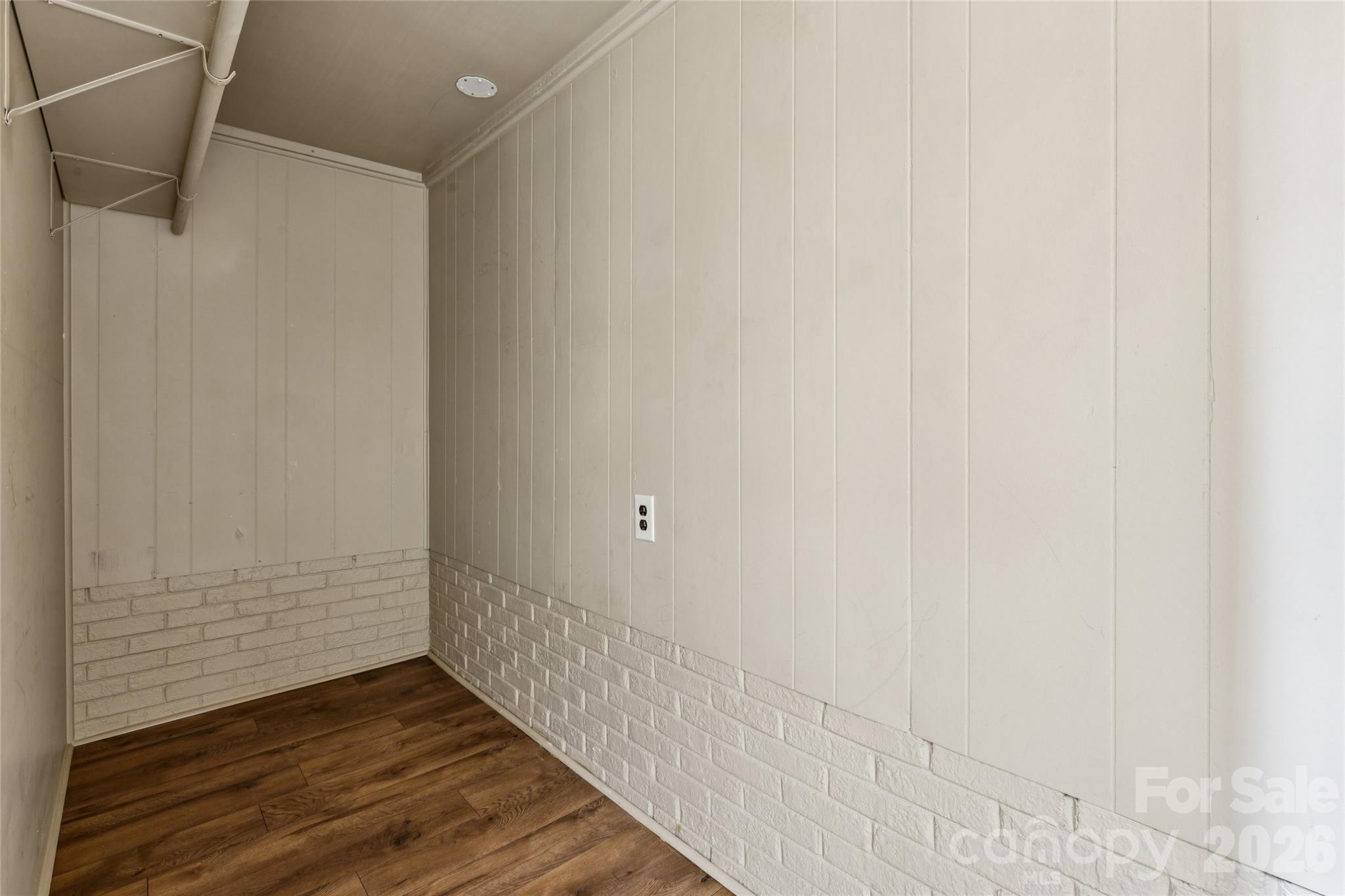 5560 Roberta Road Property Photo 34