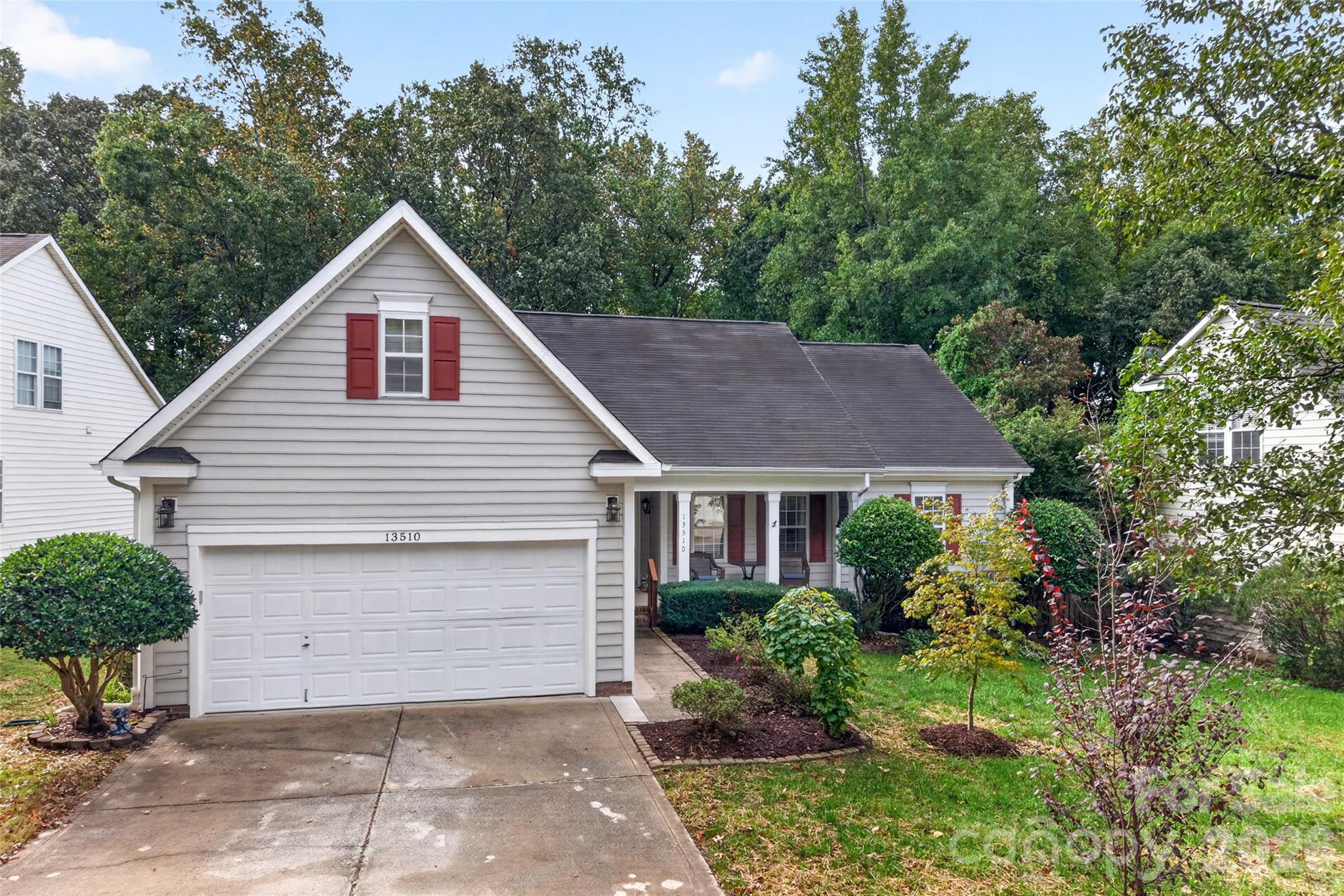 13510 Damson Drive Property Photo 2