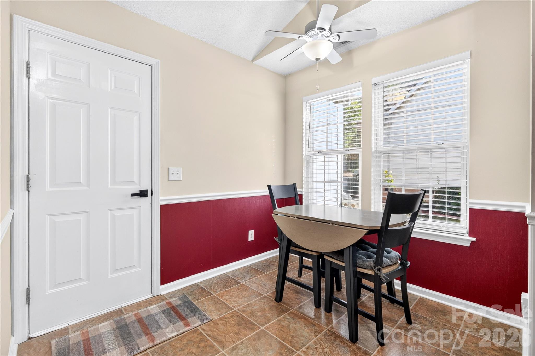 13510 Damson Drive Property Photo 16
