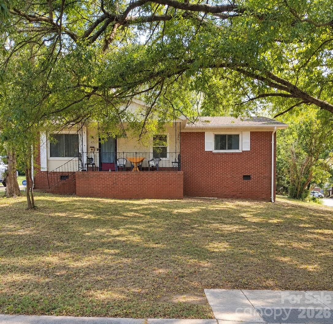 3135 Marney Avenue Property Photo 1