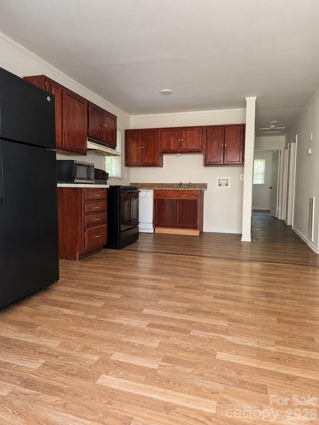 3135 Marney Avenue Property Photo 4