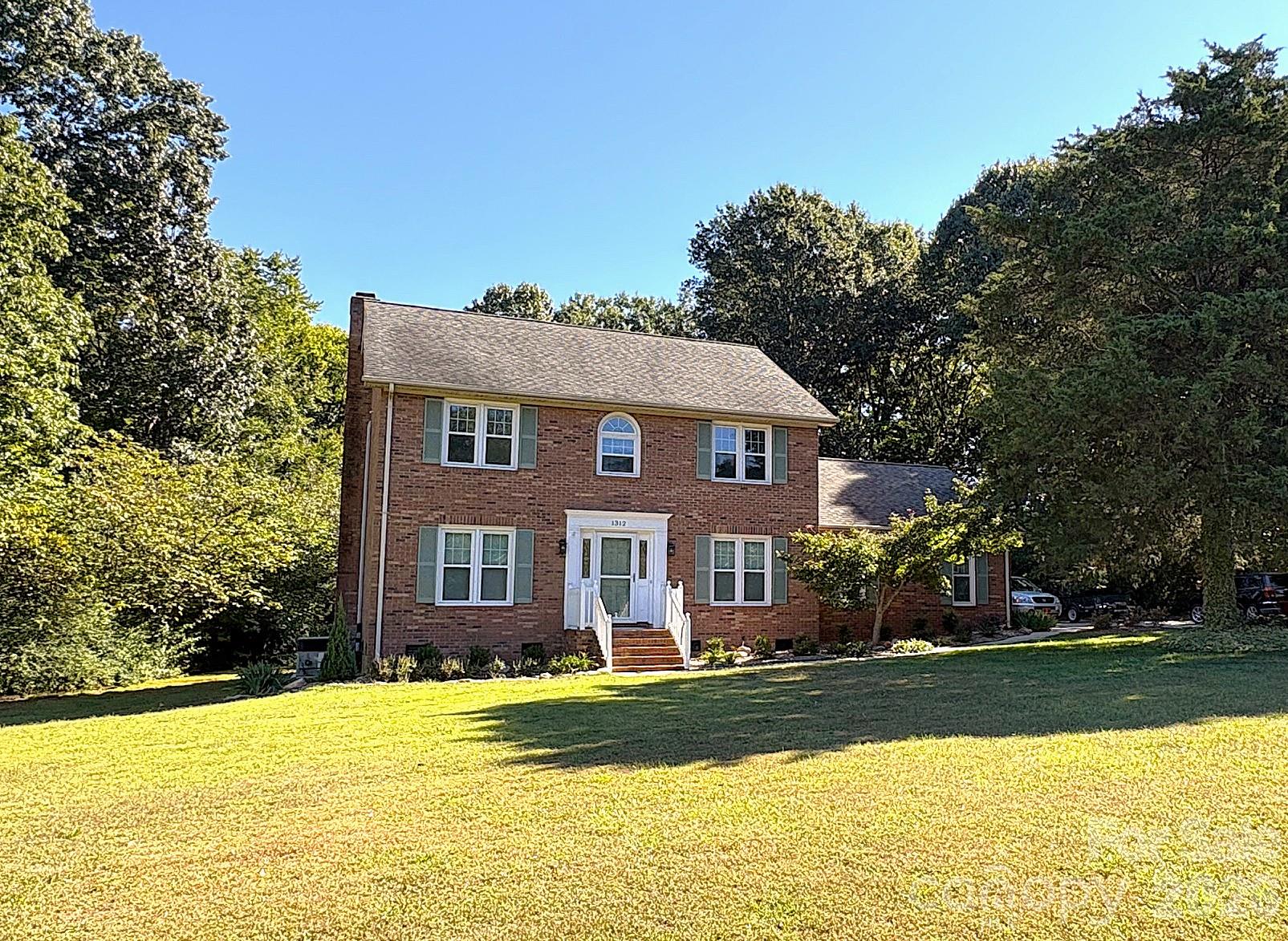 1312 Bennington Drive Property Photo 1