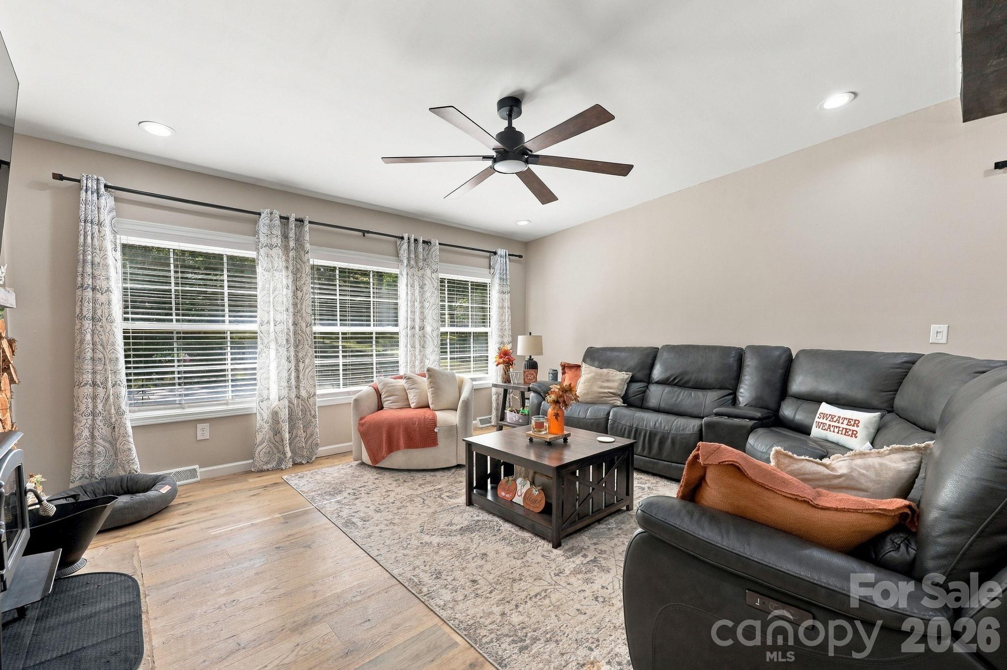 499 Sandy Creek Lane Property Photo 15