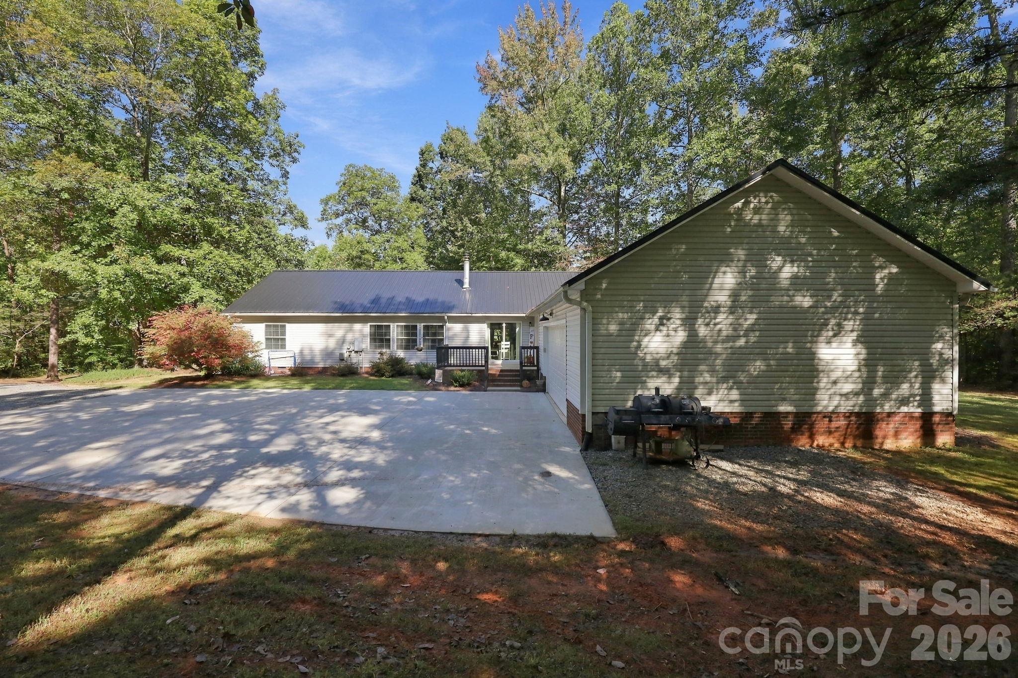 499 Sandy Creek Lane Property Photo 41