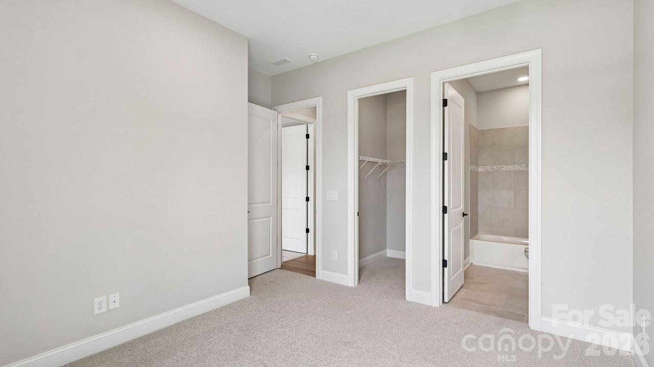 303 Marina Bay Trail Property Photo 18