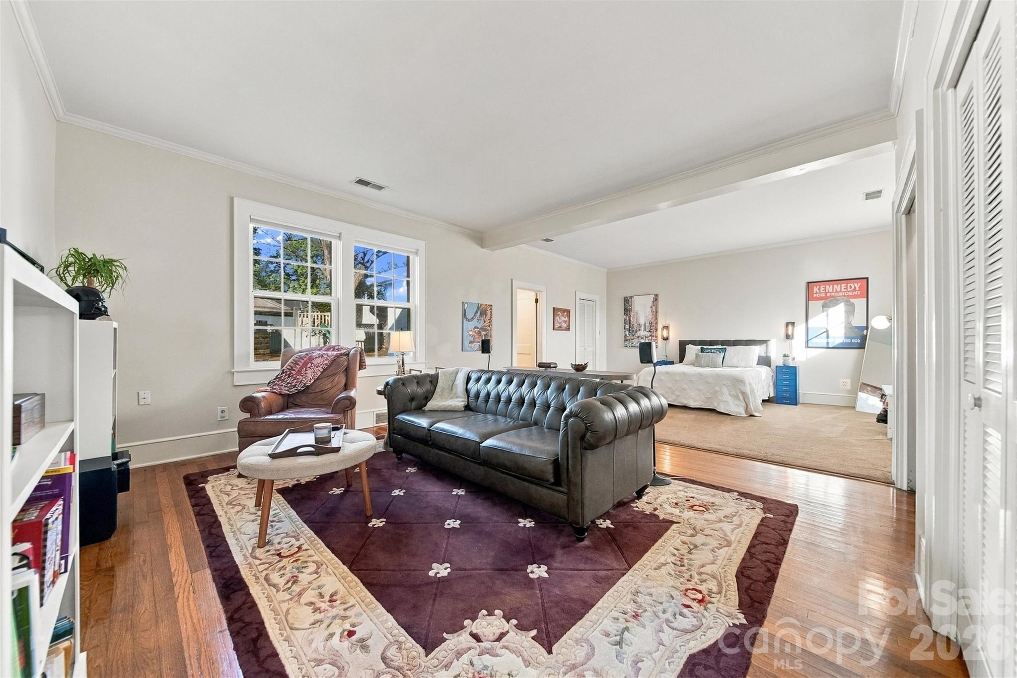 416 Kentwood Street Property Photo 16
