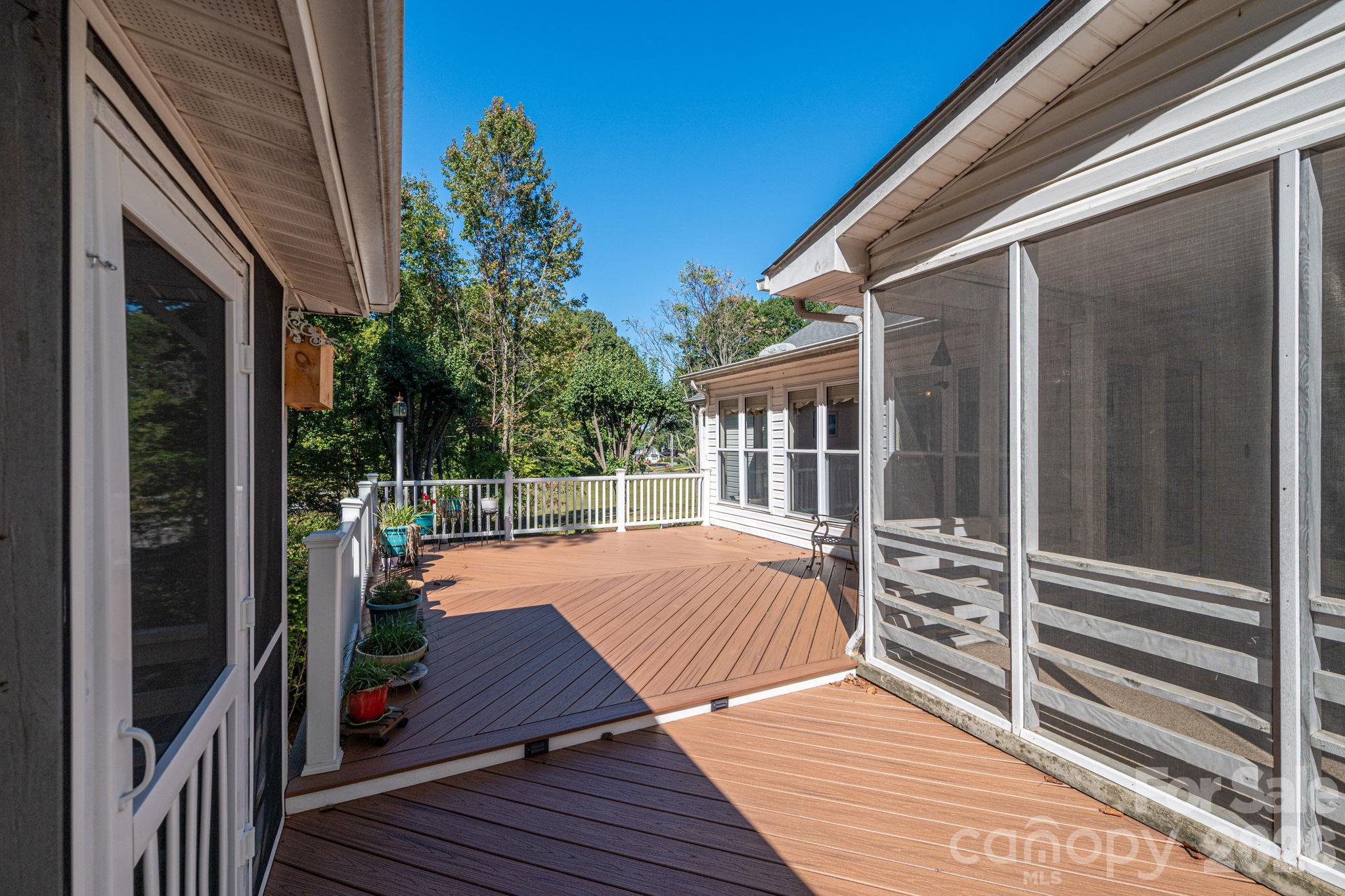 2545 Les Lane Property Photo 13