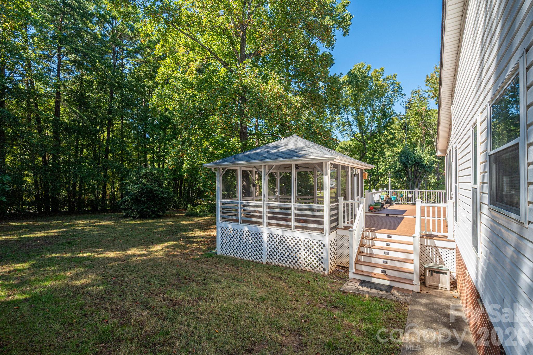 2545 Les Lane Property Photo 15