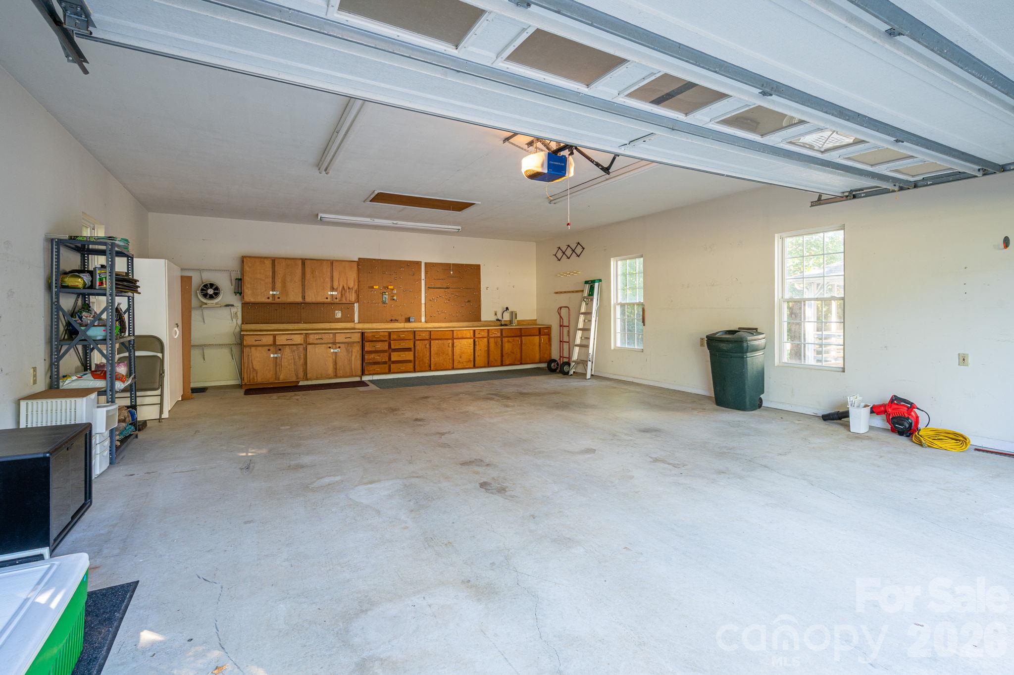 2545 Les Lane Property Photo 16