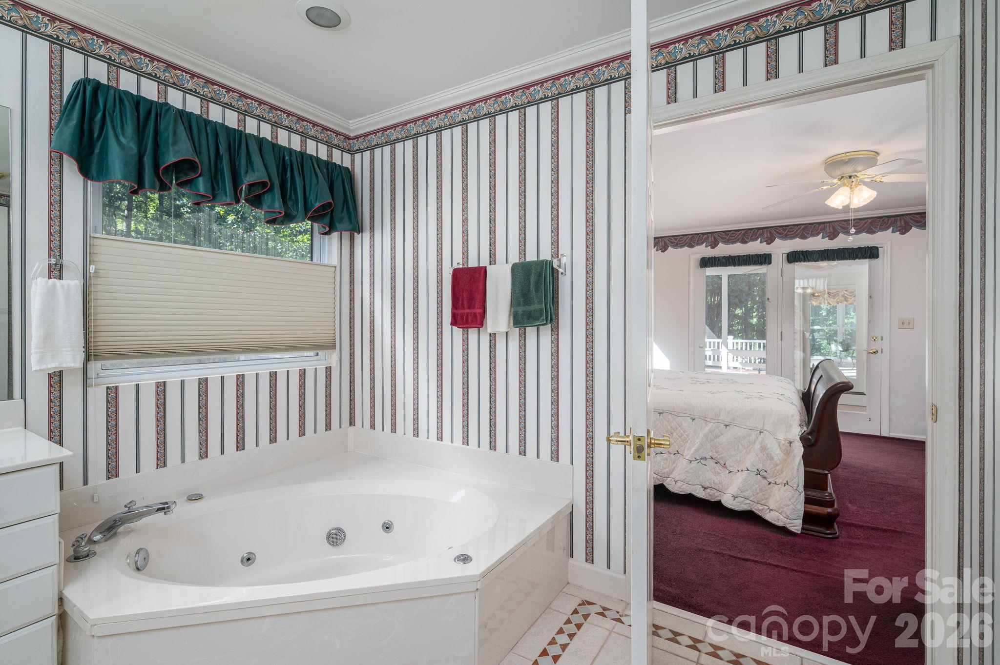 2545 Les Lane Property Photo 29