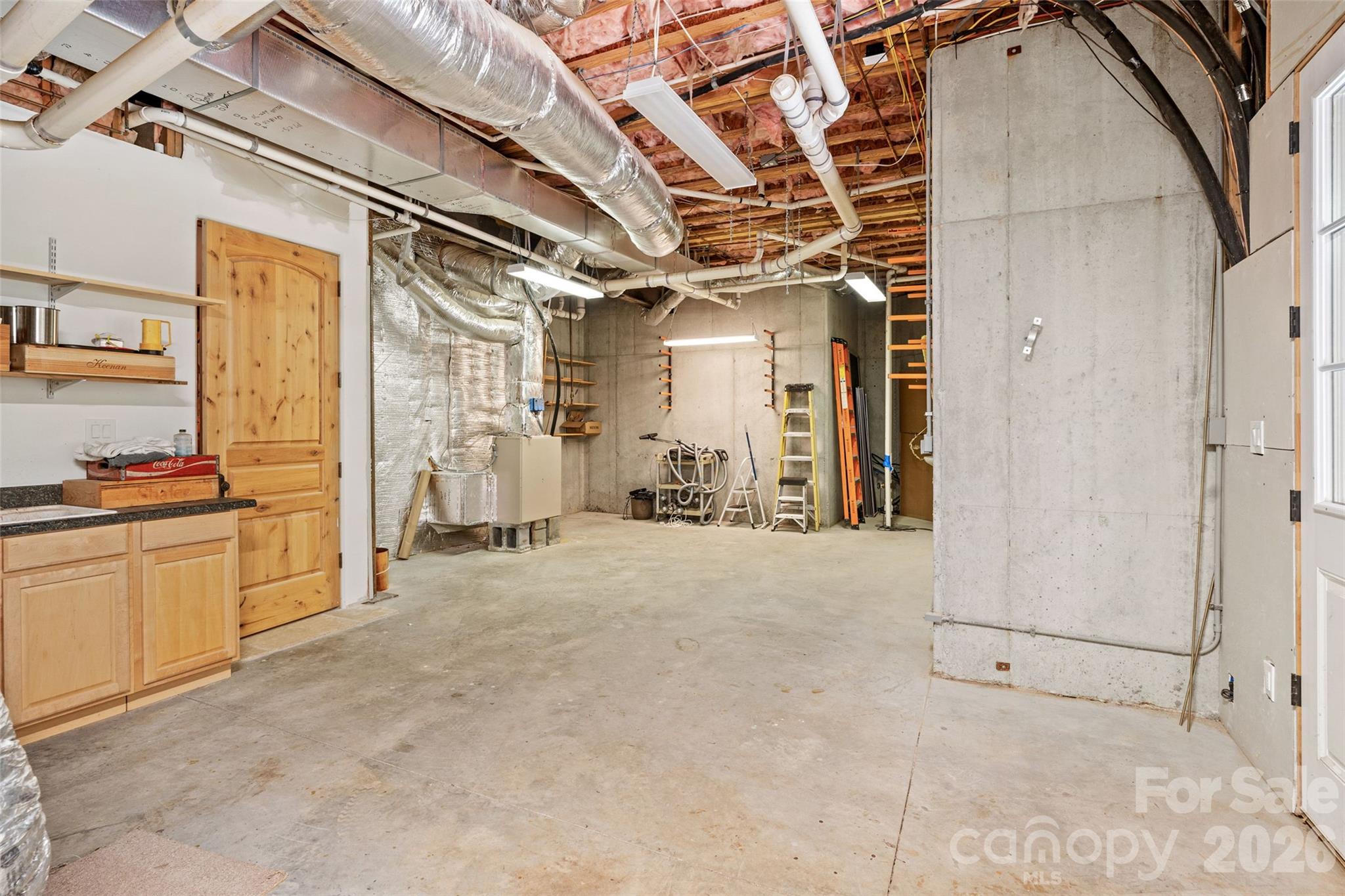 408 Oakmont Lane Property Photo 32