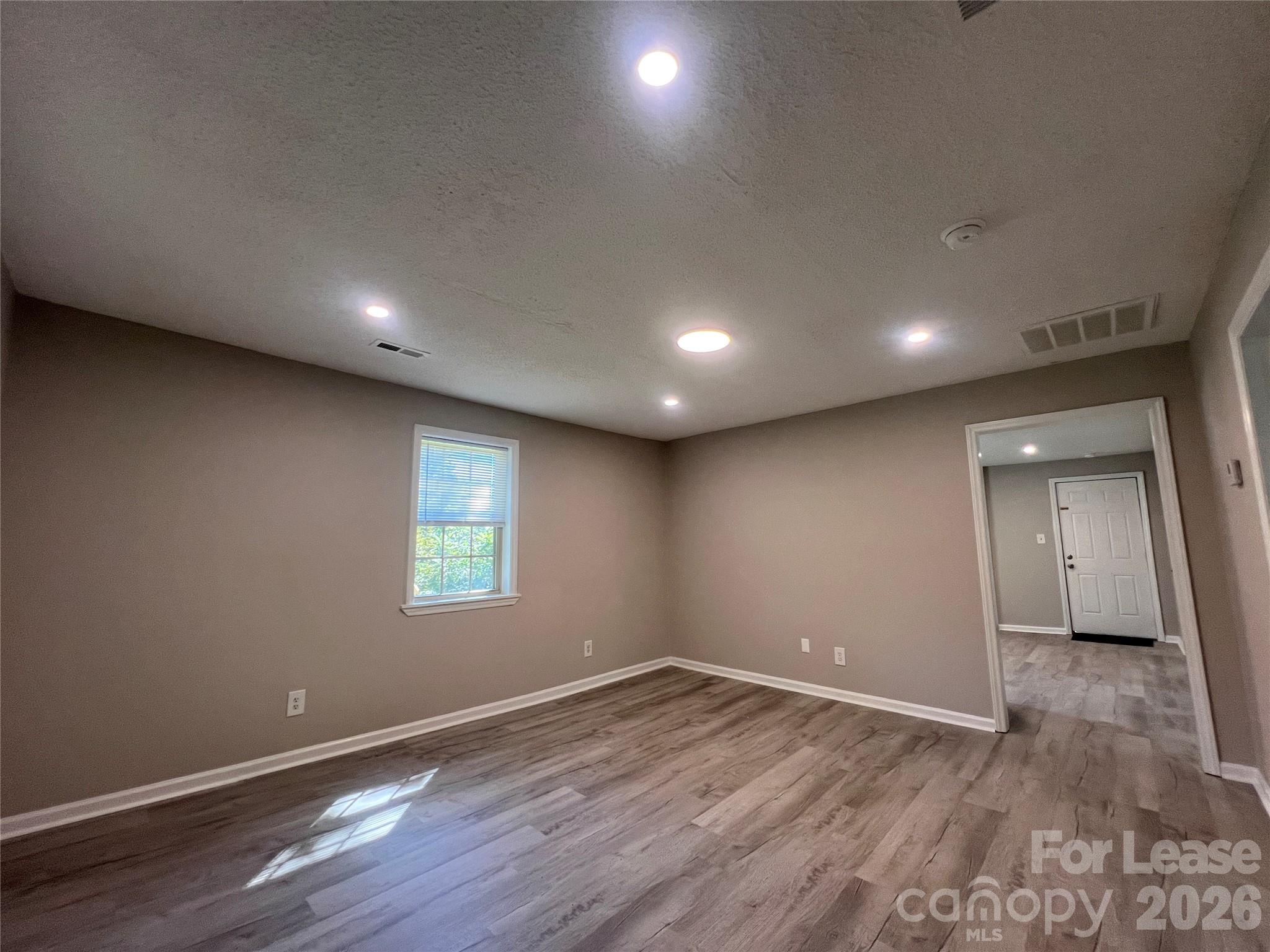 306 E Texas Avenue Property Photo 4