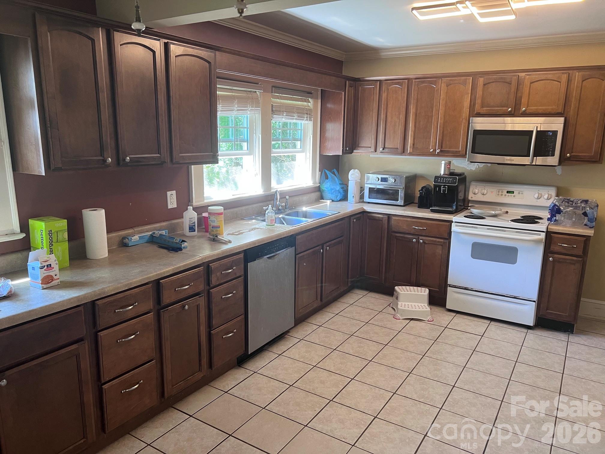 115 Bethel Street Property Photo 6