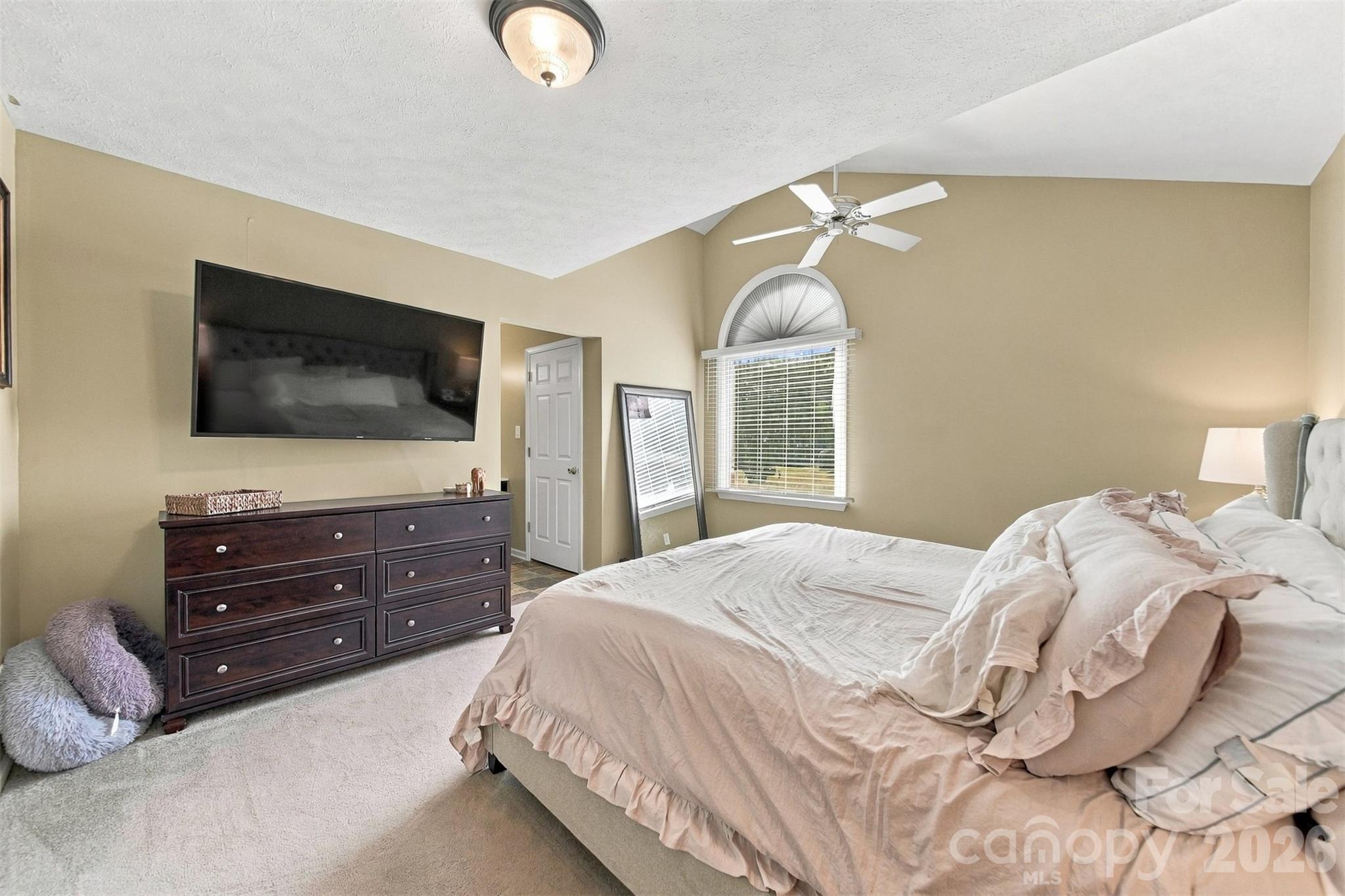 1256 Willow Drive Property Photo 13