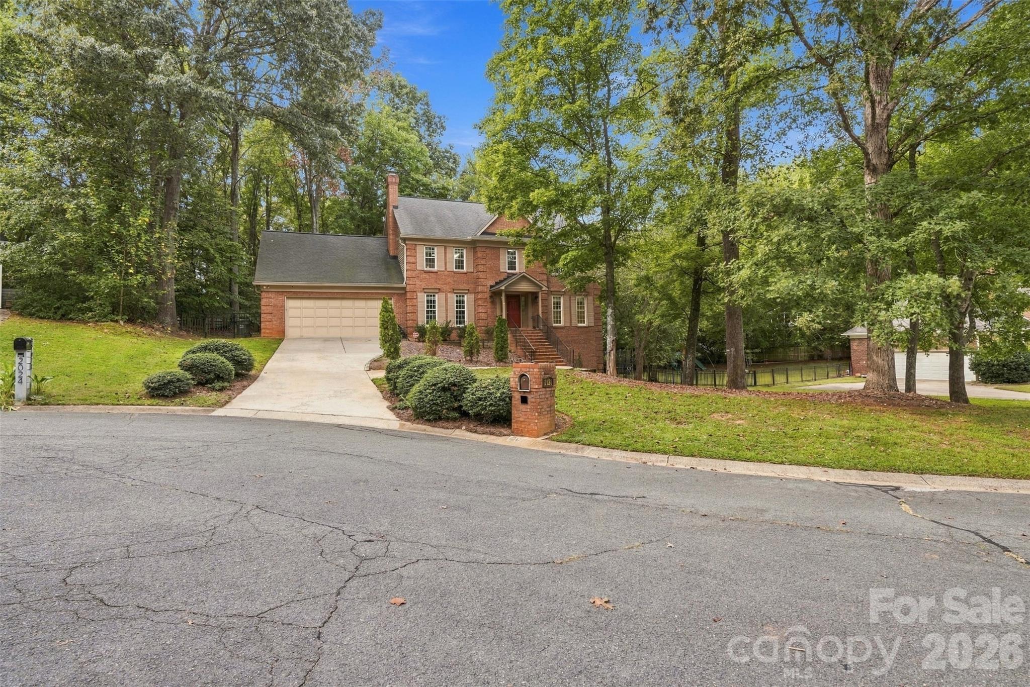 2020 Fairchelsea Way Lane Property Photo 2
