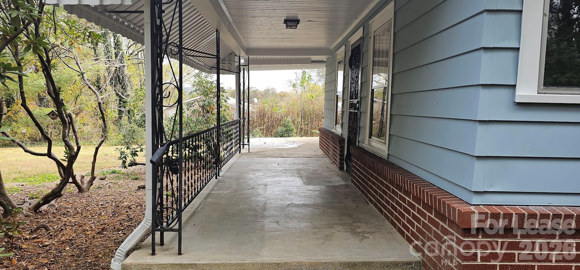 75 Oak Hill Drive Property Photo 8