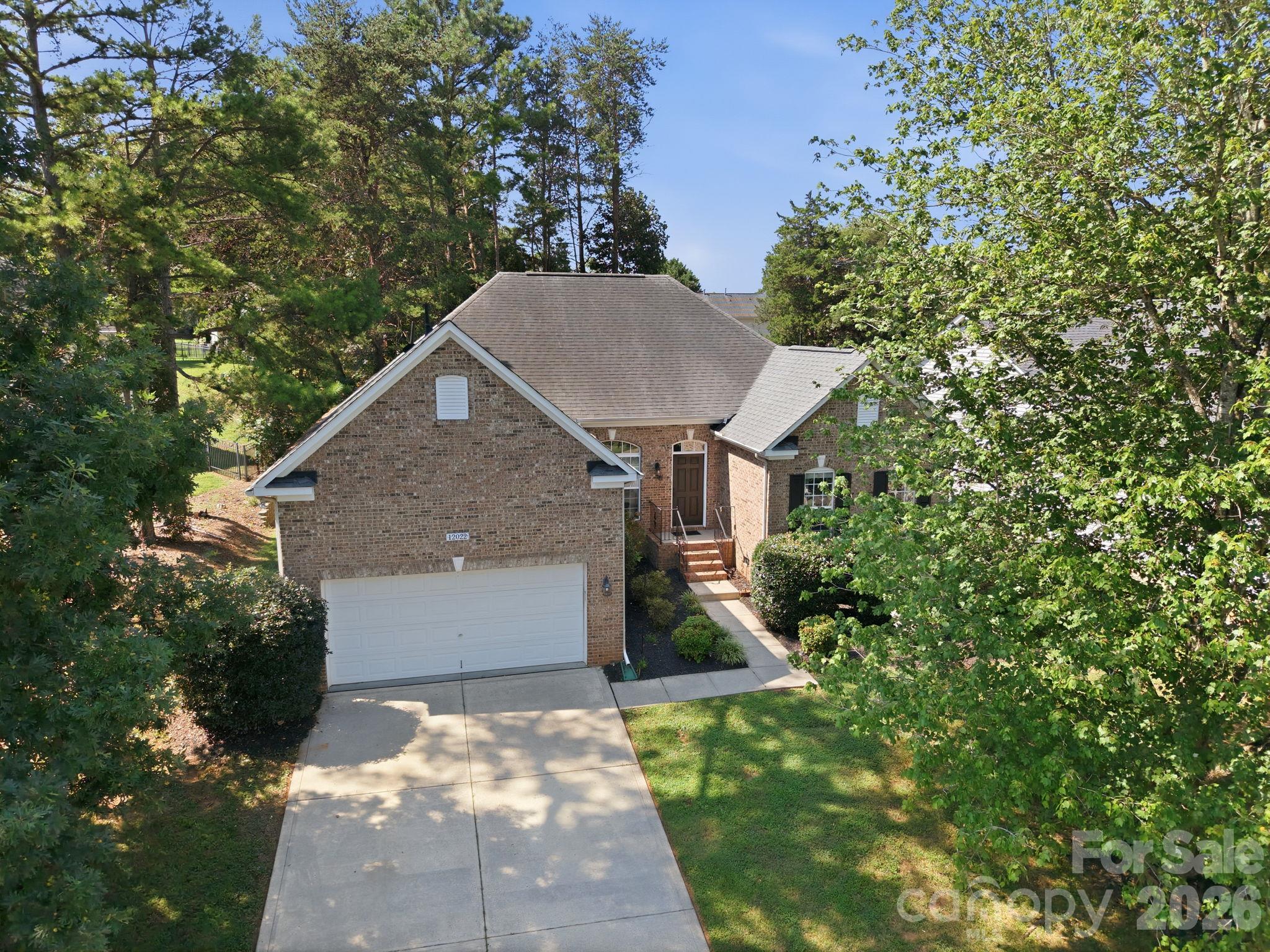 12022 Harmon Lane Property Photo 3