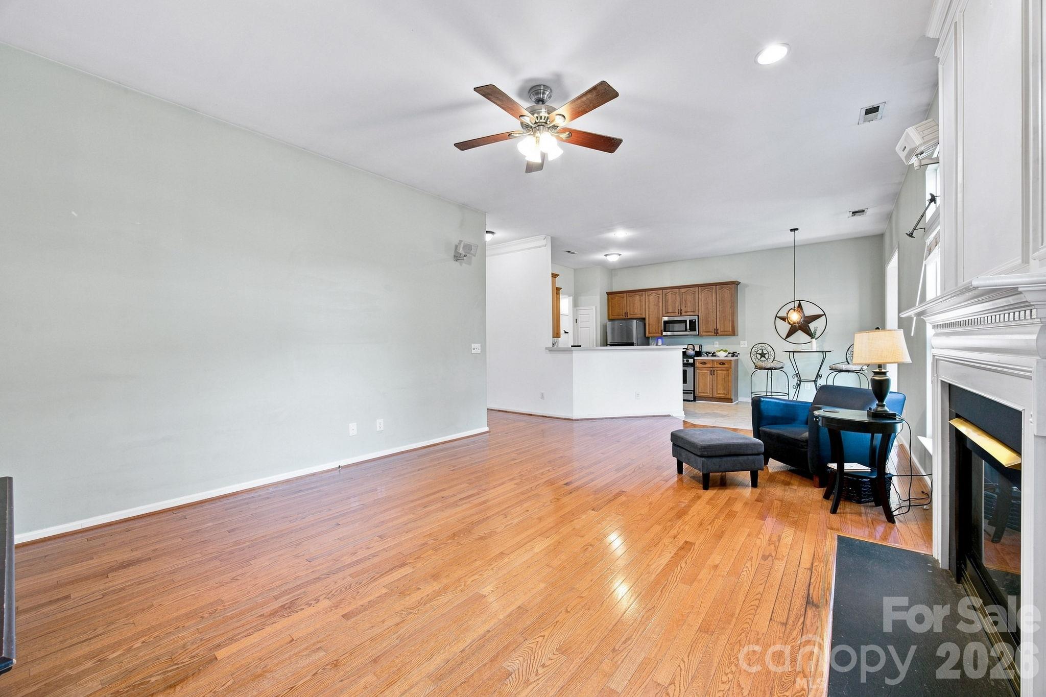 12022 Harmon Lane Property Photo 23
