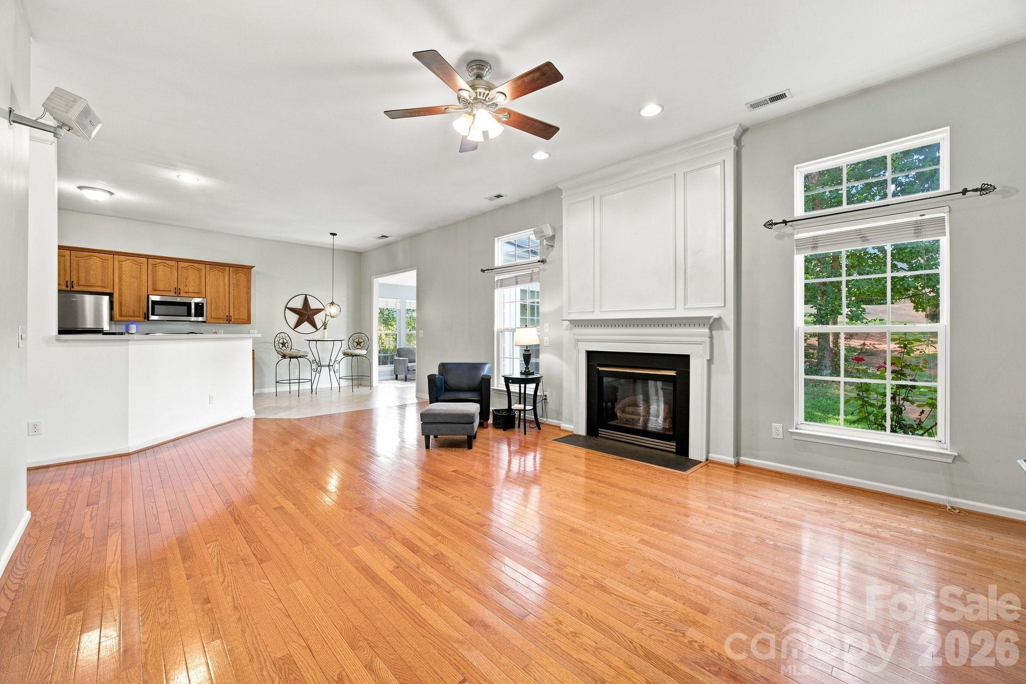 12022 Harmon Lane Property Photo 24