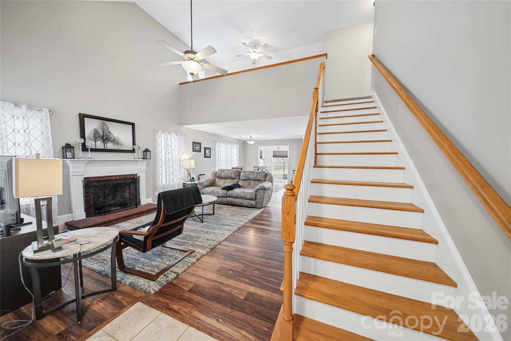 3310 Brickwood Circle Property Photo 2