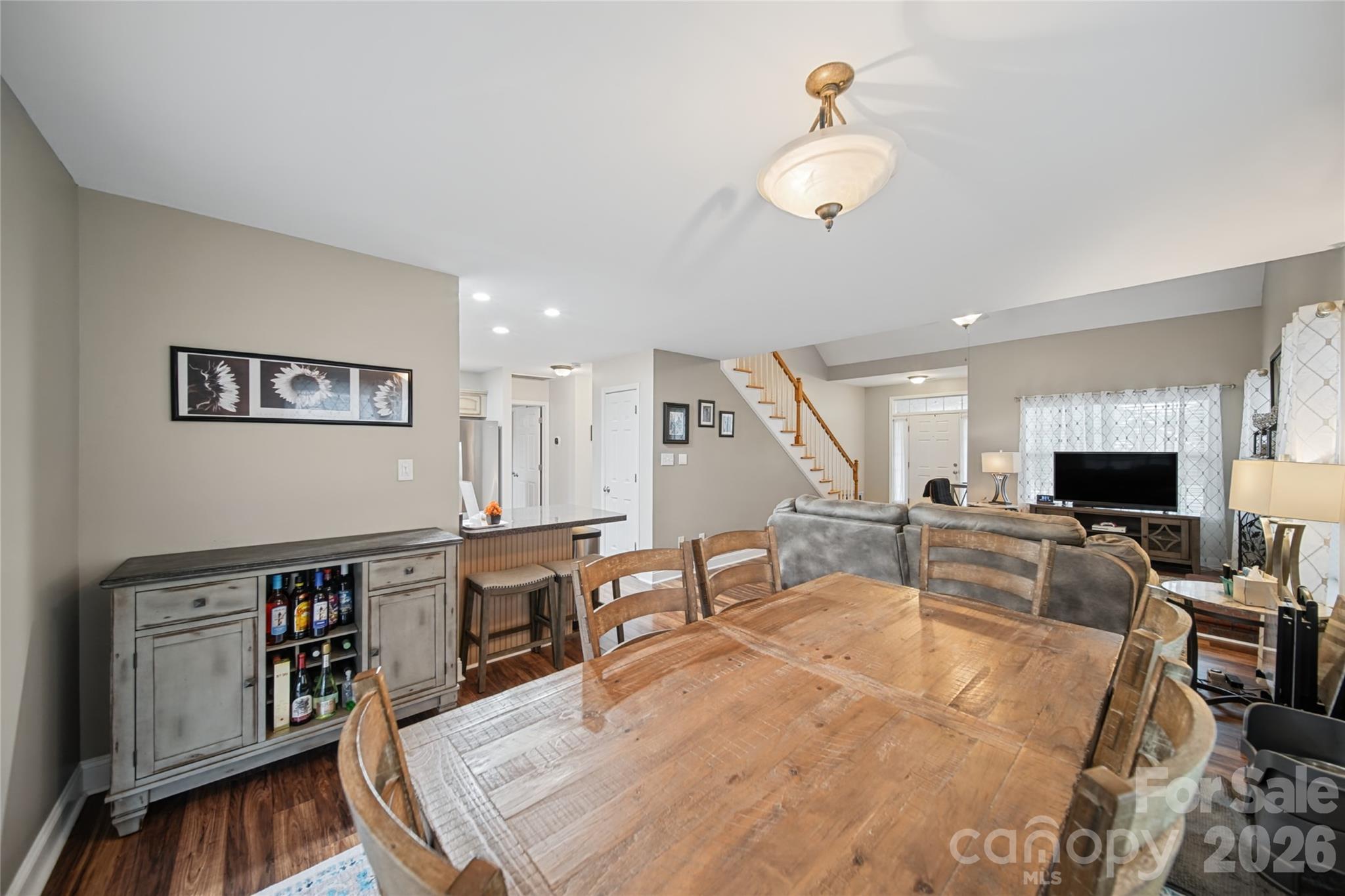 3310 Brickwood Circle Property Photo 8