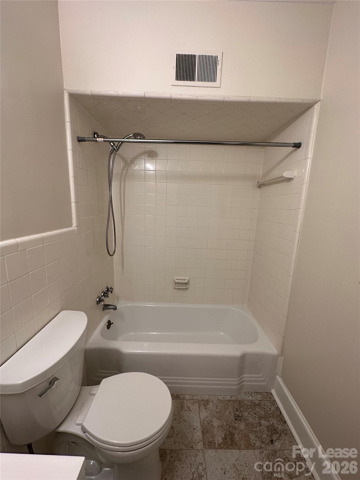 400 Queens Road E-3 Property Photo 13