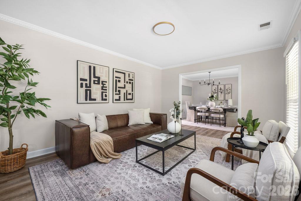 9423 Whitethorn Drive Property Photo 15