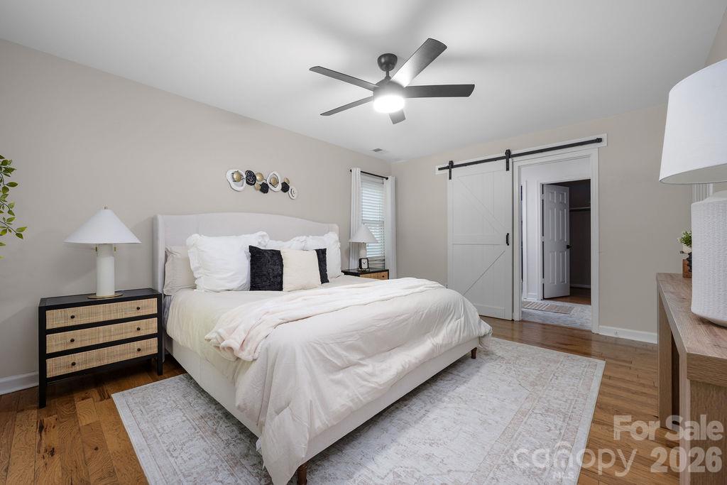 9423 Whitethorn Drive Property Photo 26