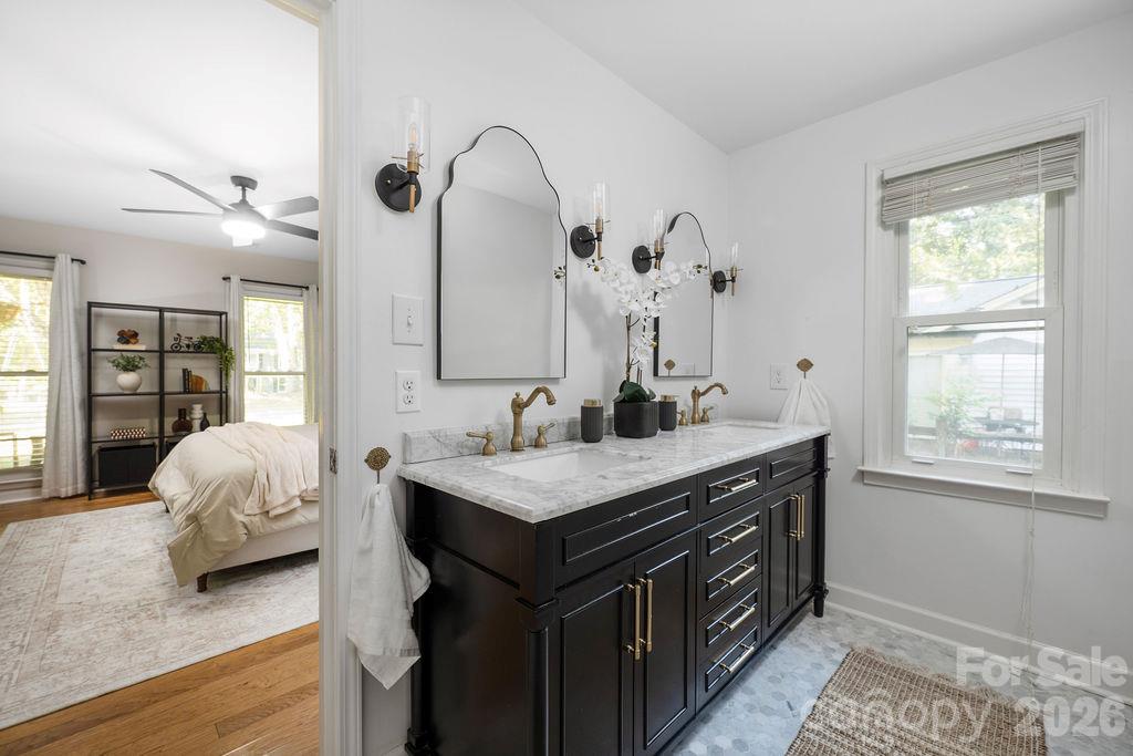 9423 Whitethorn Drive Property Photo 28
