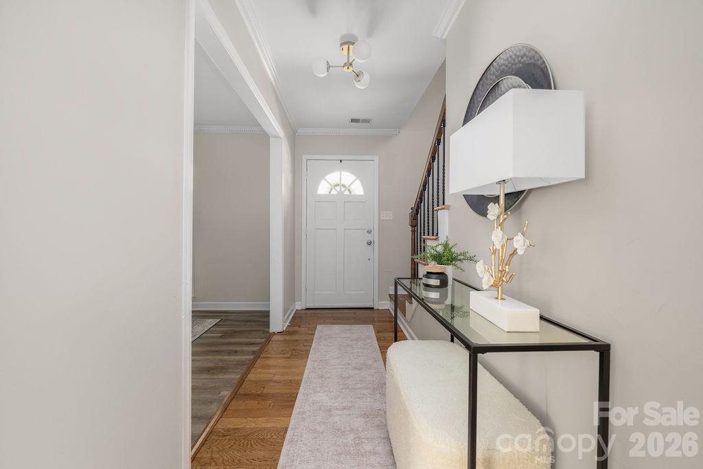 9423 Whitethorn Drive Property Photo 36