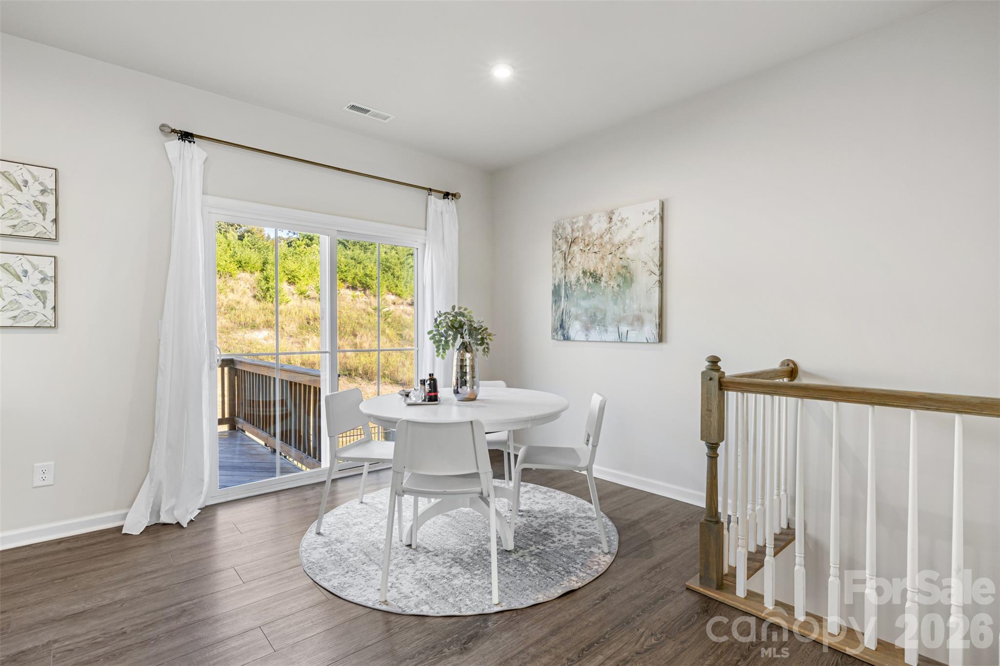 2050 Dornoch Road Property Photo 7